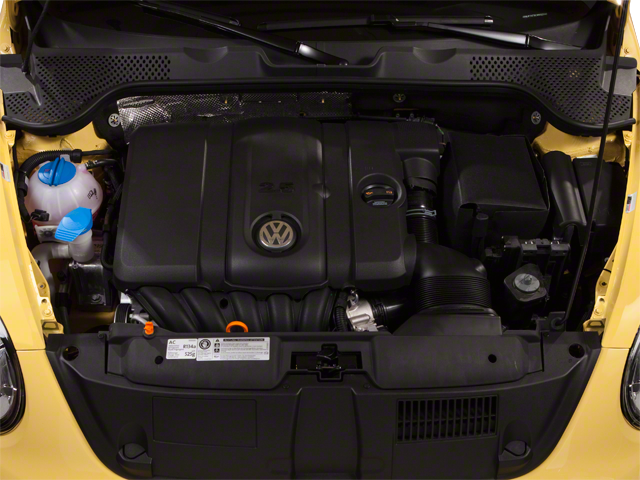 2012 Volkswagen Beetle 2.0T Turbo w/Sound/Nav PZEV