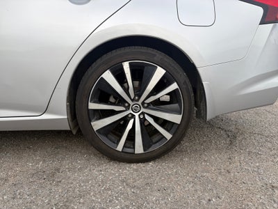 2020 Nissan Altima SR FWD