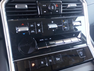 2025 Nissan Armada SV