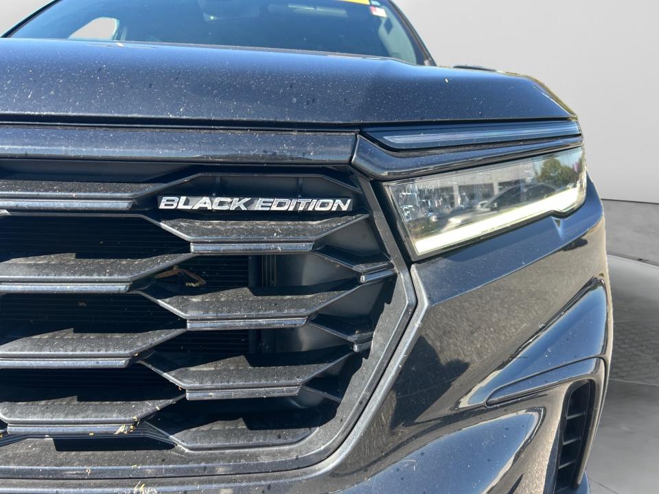 2025 Honda Pilot Black Edition