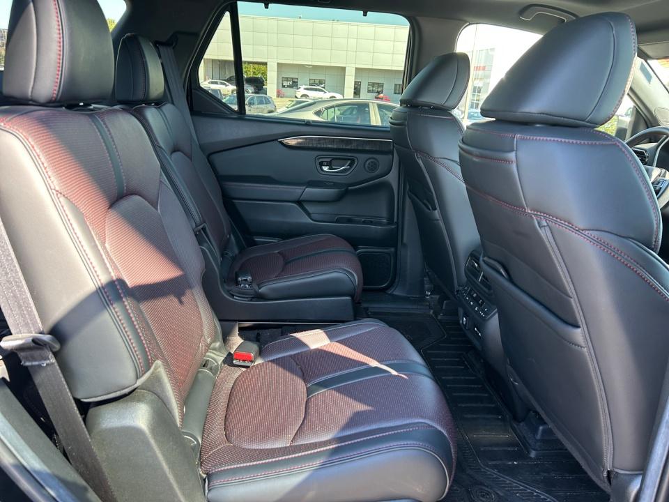 2025 Honda Pilot Black Edition