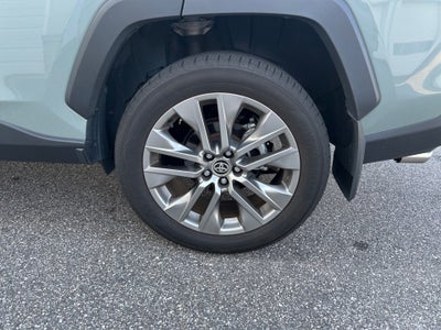 2023 Toyota RAV4 XLE Premium