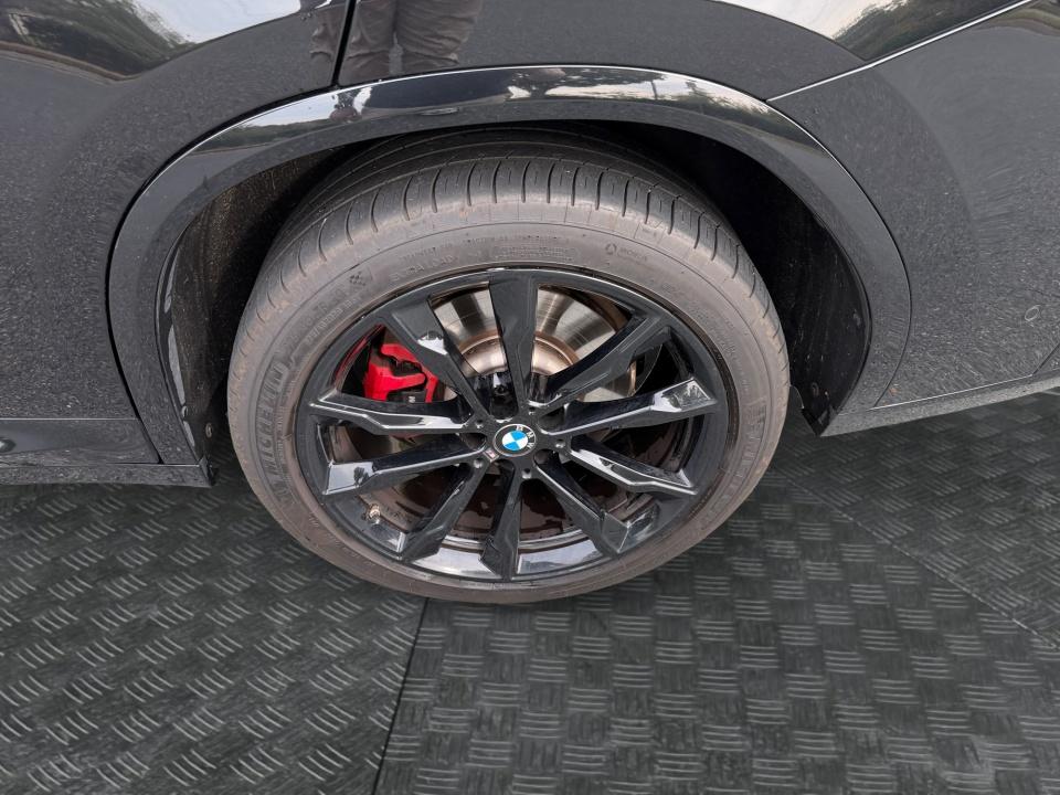 2023 BMW X4 M40i