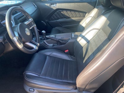 2014 Ford Mustang V6 Premium
