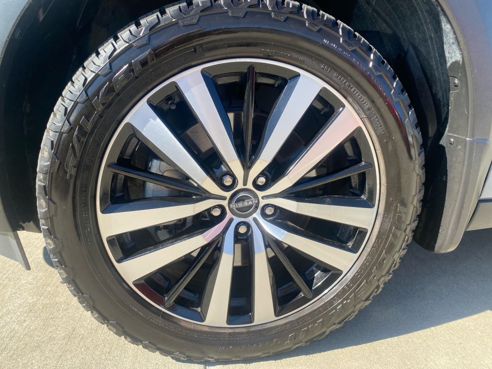 2024 Nissan Pathfinder Platinum 4WD