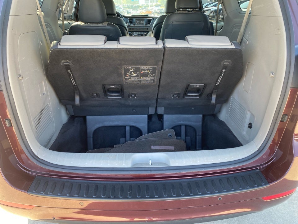 2017 Kia Sedona LX