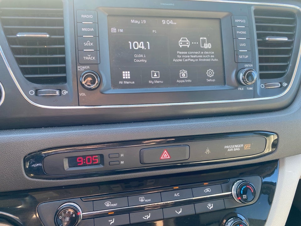 2017 Kia Sedona LX