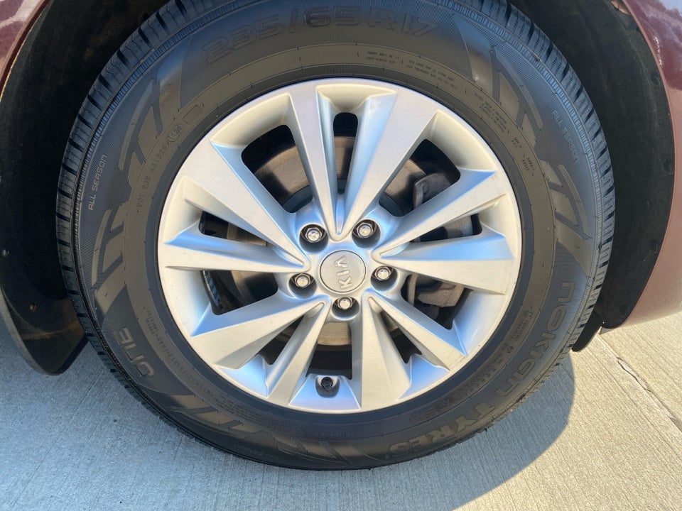 2017 Kia Sedona LX