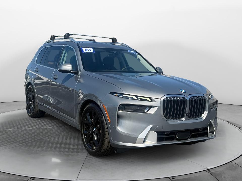 2023 BMW X7