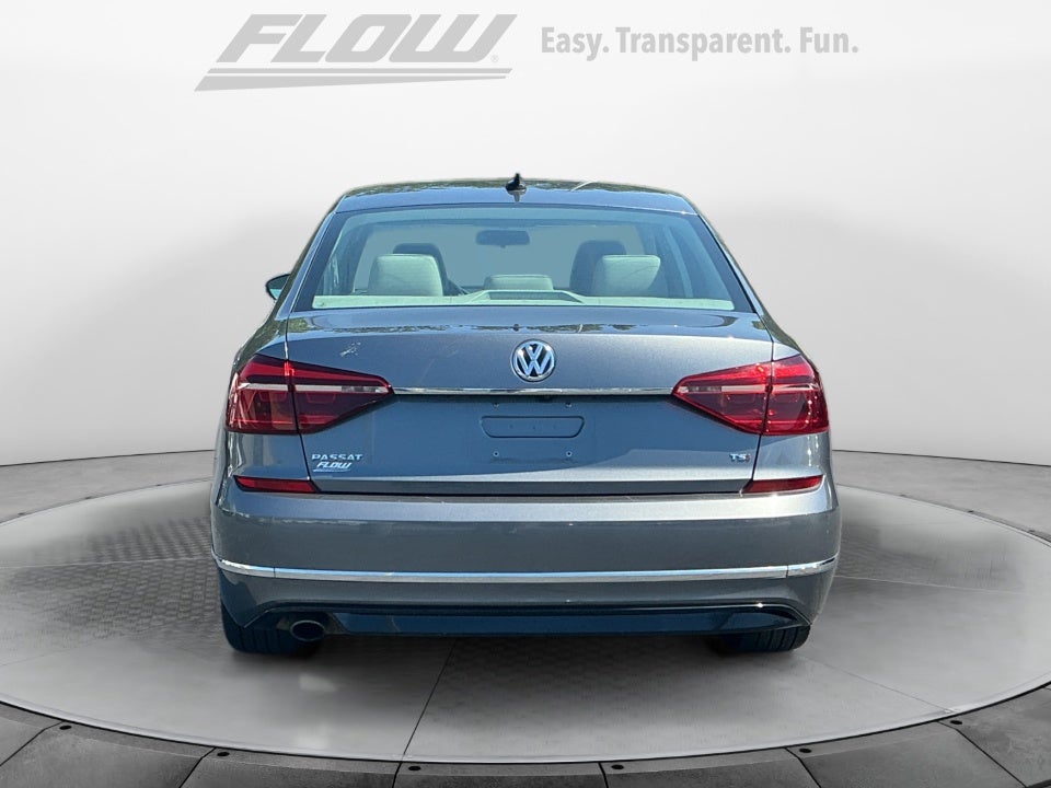 2017 Volkswagen Passat 1.8T R-Line