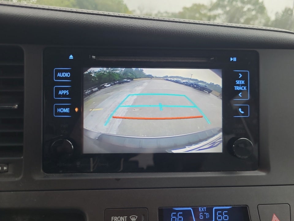 2016 Toyota Sienna XLE