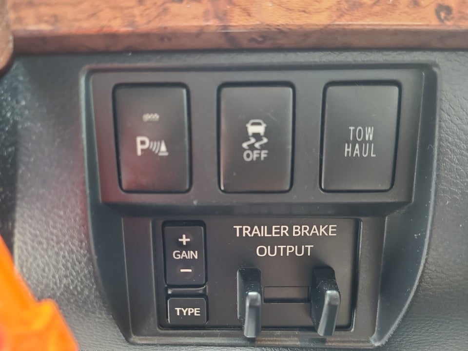 2017 Toyota Tundra 1794 5.7L V8