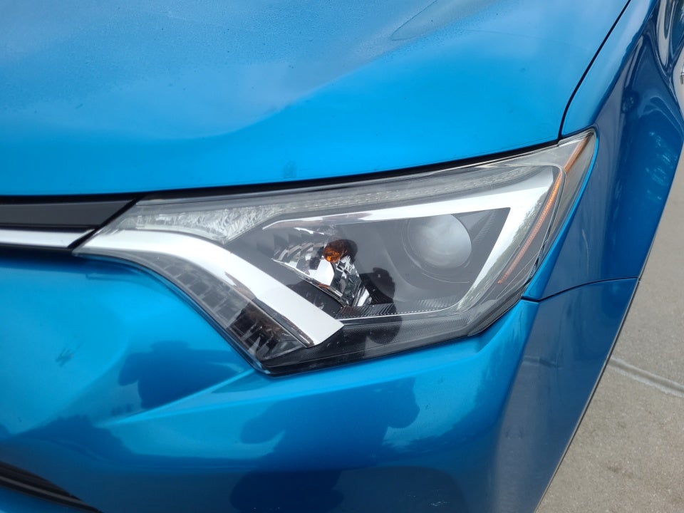 2018 Toyota RAV4 Hybrid Hybrid XLE