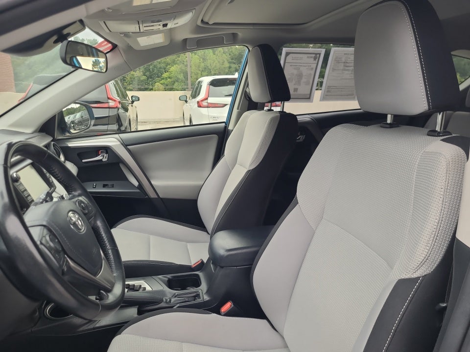 2018 Toyota RAV4 Hybrid Hybrid XLE