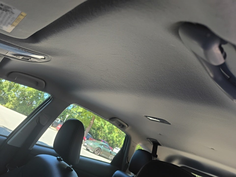 2015 Toyota Prius v Four