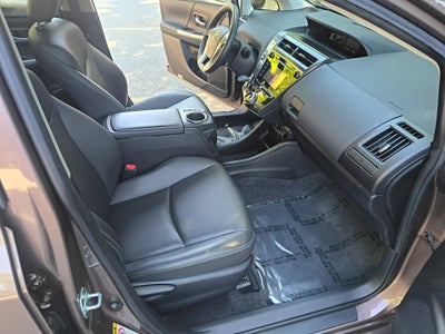 2015 Toyota Prius v Four