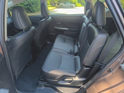 2015 Toyota Prius v Four