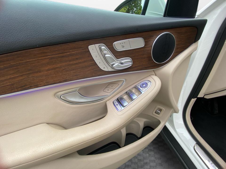 2022 Mercedes-Benz GLC 300 GLC 300