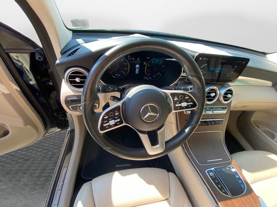 2021 Mercedes-Benz GLC 300 GLC 300