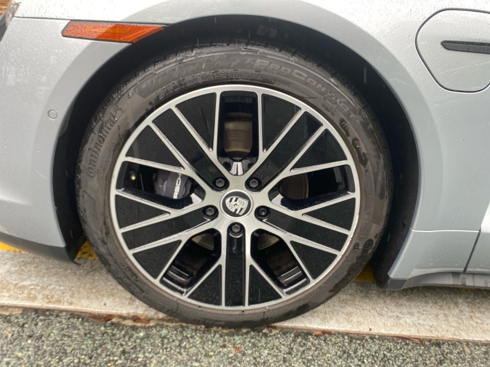 2022 Porsche Taycan RWD