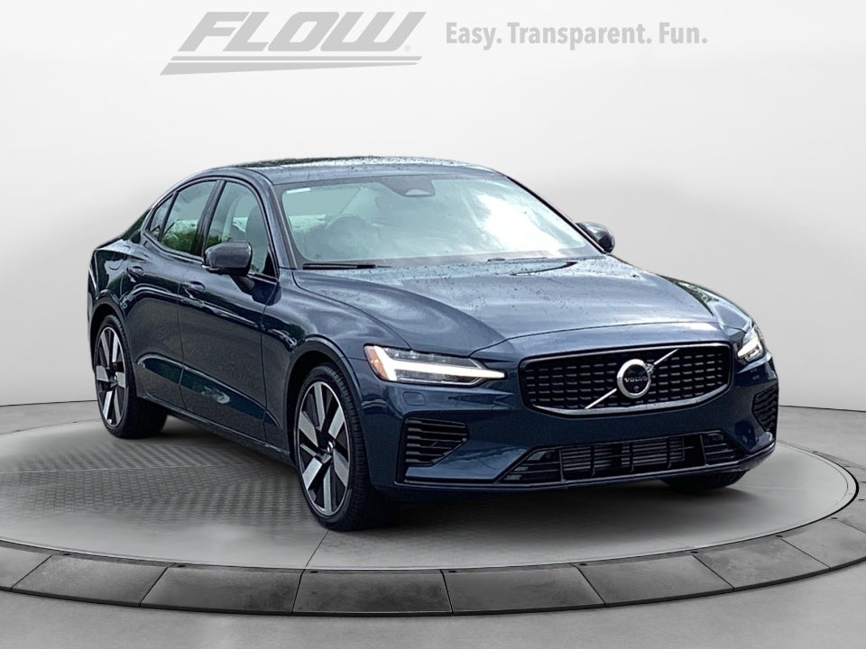 2024 Volvo S60 Recharge Plug-In Hybrid T8 Ultimate Dark Theme