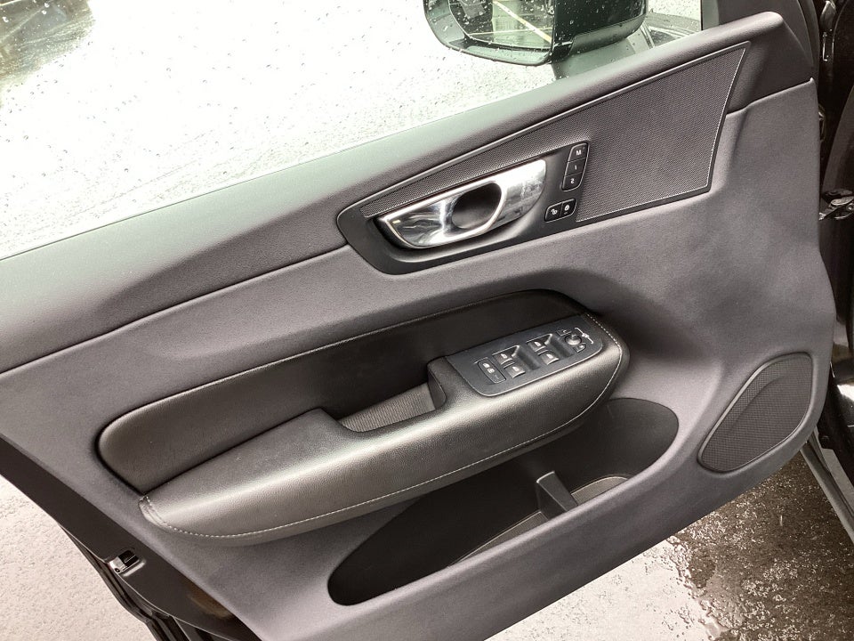 2019 Volvo XC60 Momentum