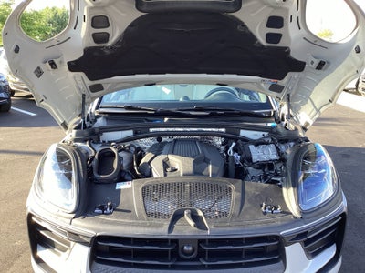 2024 Porsche Macan Base