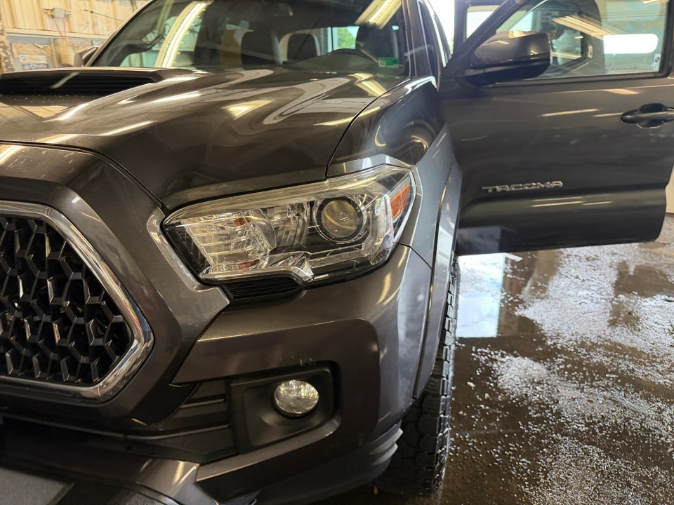 2019 Toyota Tacoma TRD Sport