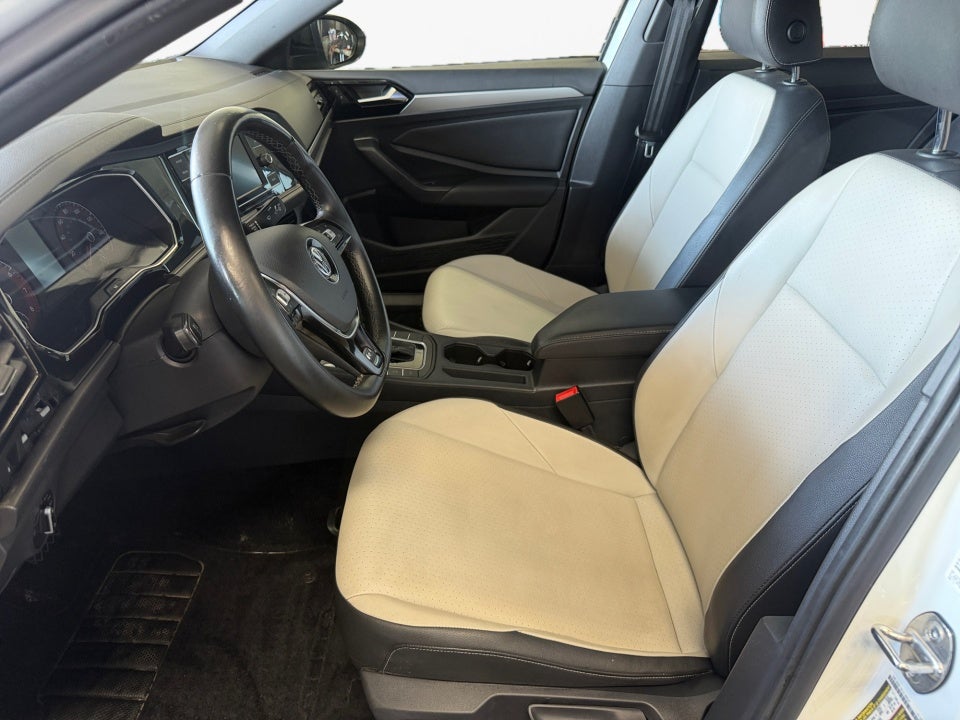 2021 Volkswagen Jetta R-Line