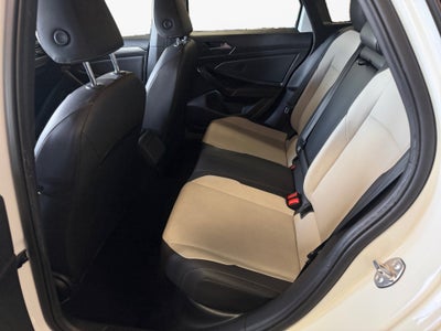 2021 Volkswagen Jetta R-Line