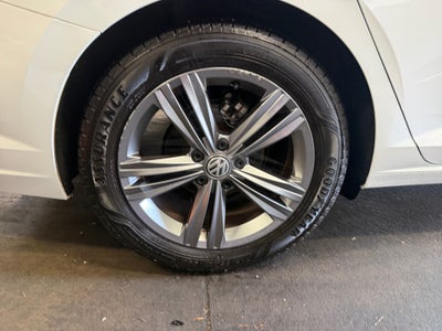 2021 Volkswagen Jetta R-Line