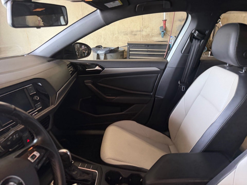 2021 Volkswagen Jetta R-Line
