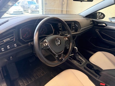 2021 Volkswagen Jetta R-Line