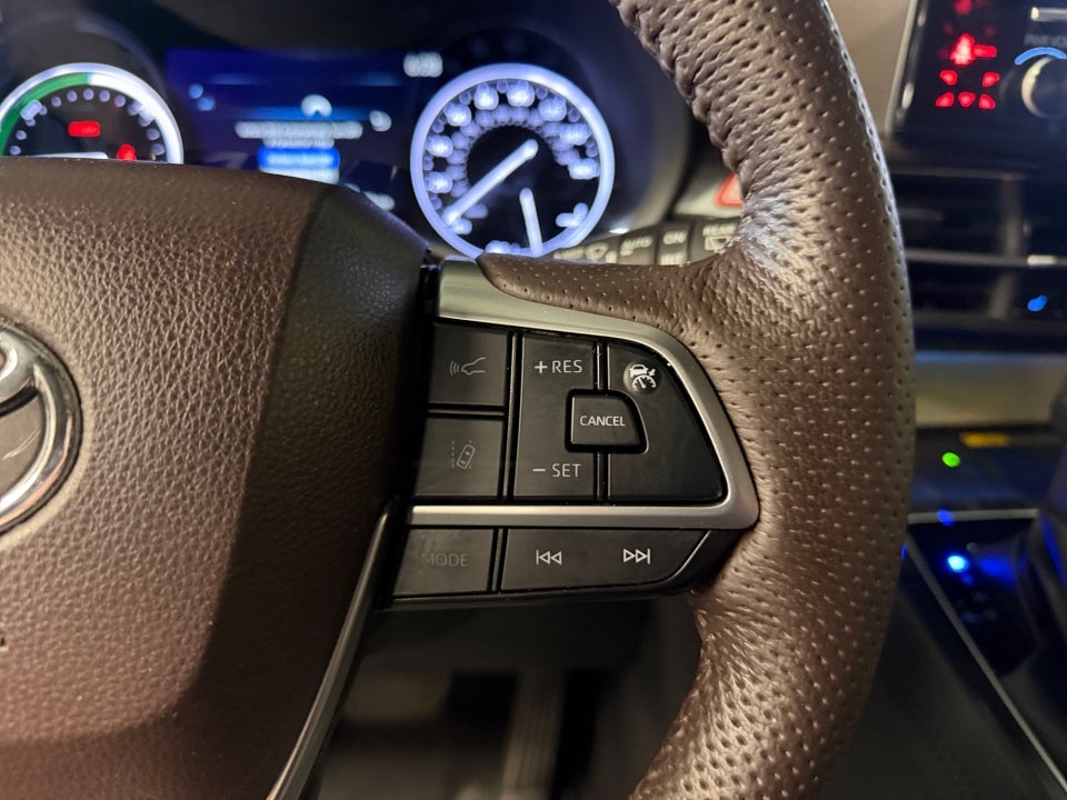 2022 Toyota Sienna Platinum