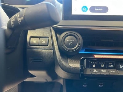2025 Toyota PRIUS Limited AWD-e