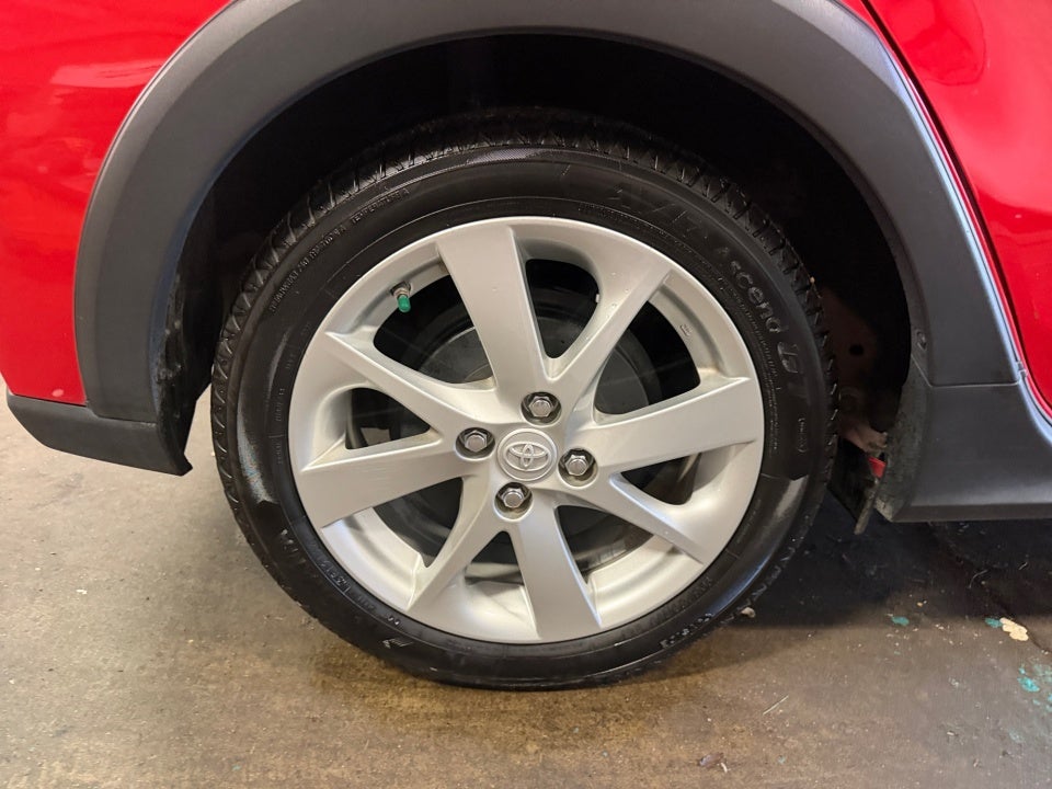 2018 Toyota Prius c Four