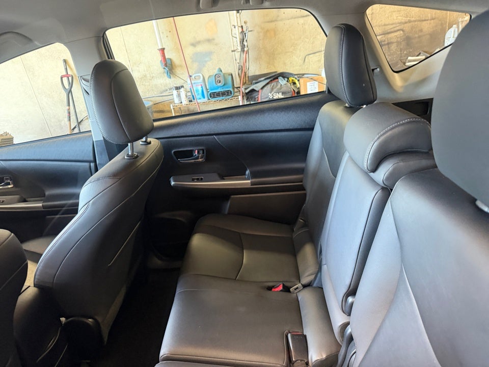2017 Toyota Prius v Four