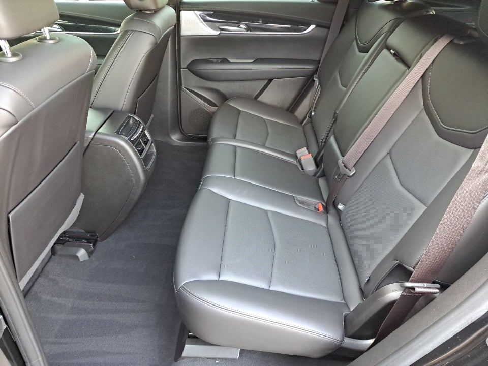 2024 Cadillac XT5 FWD Premium Luxury