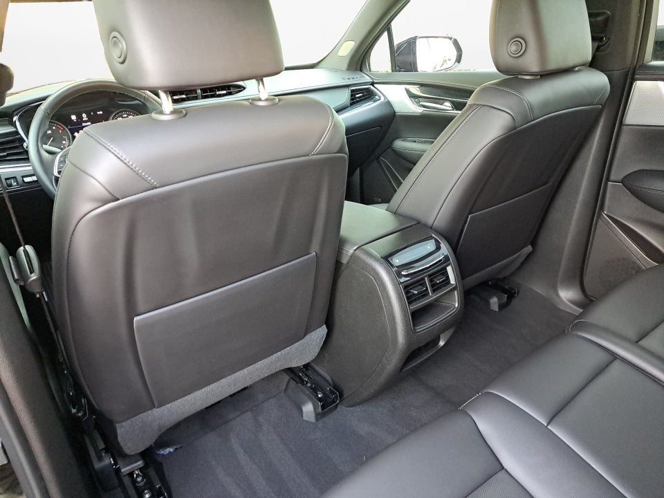 2024 Cadillac XT5 FWD Premium Luxury