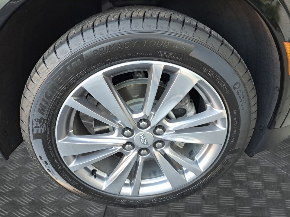 2024 Cadillac XT5 FWD Premium Luxury