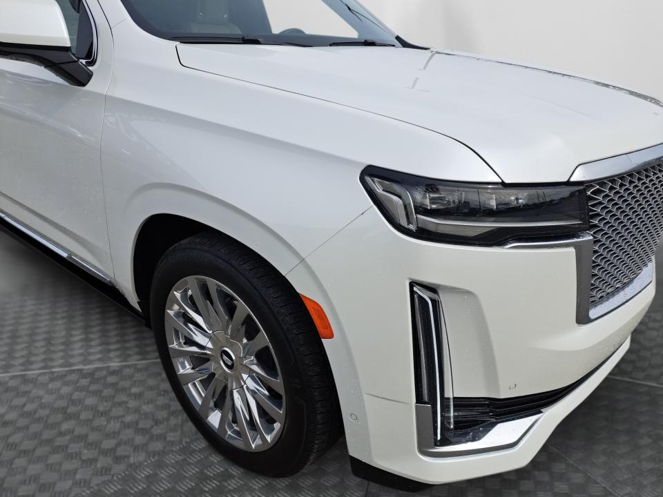 2022 Cadillac Escalade Premium Luxury