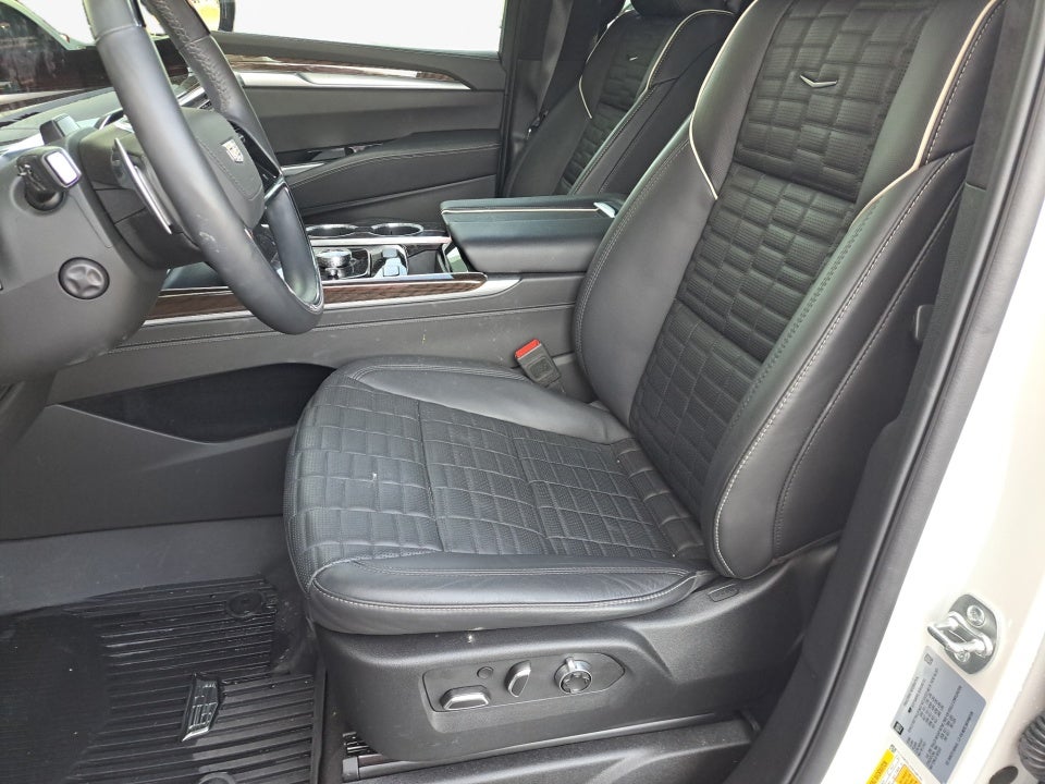 2025 Cadillac Escalade ESV 4WD Sport Platinum