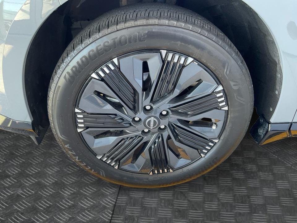 2025 Nissan Murano Platinum