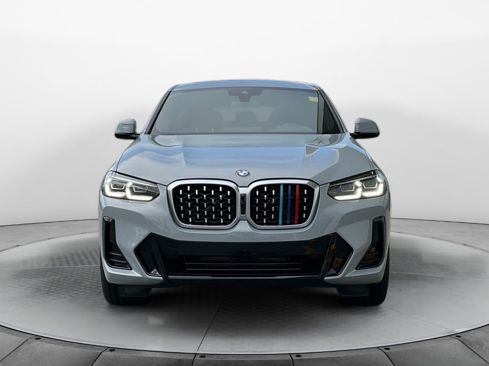 2023 BMW X4 xDrive30i