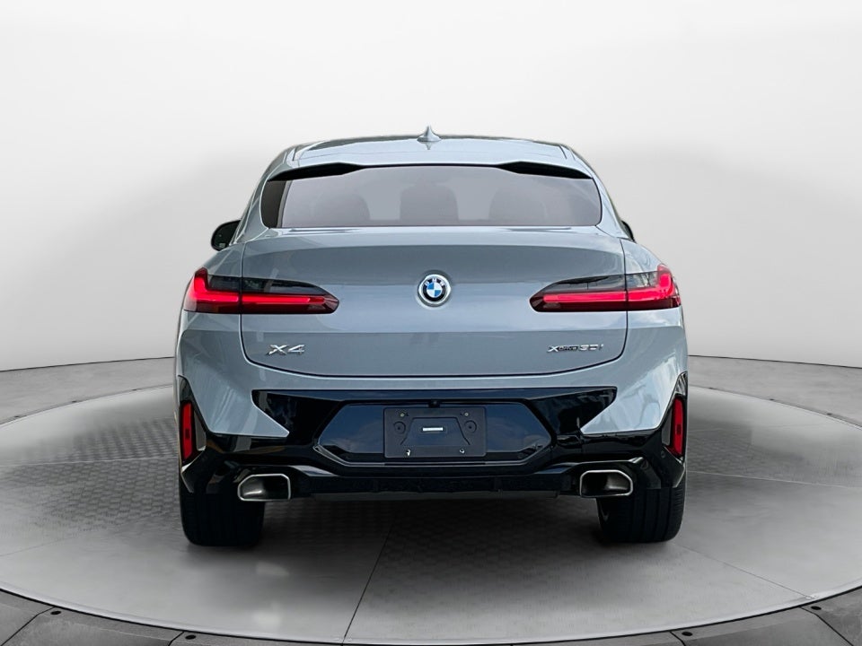 2023 BMW X4 xDrive30i