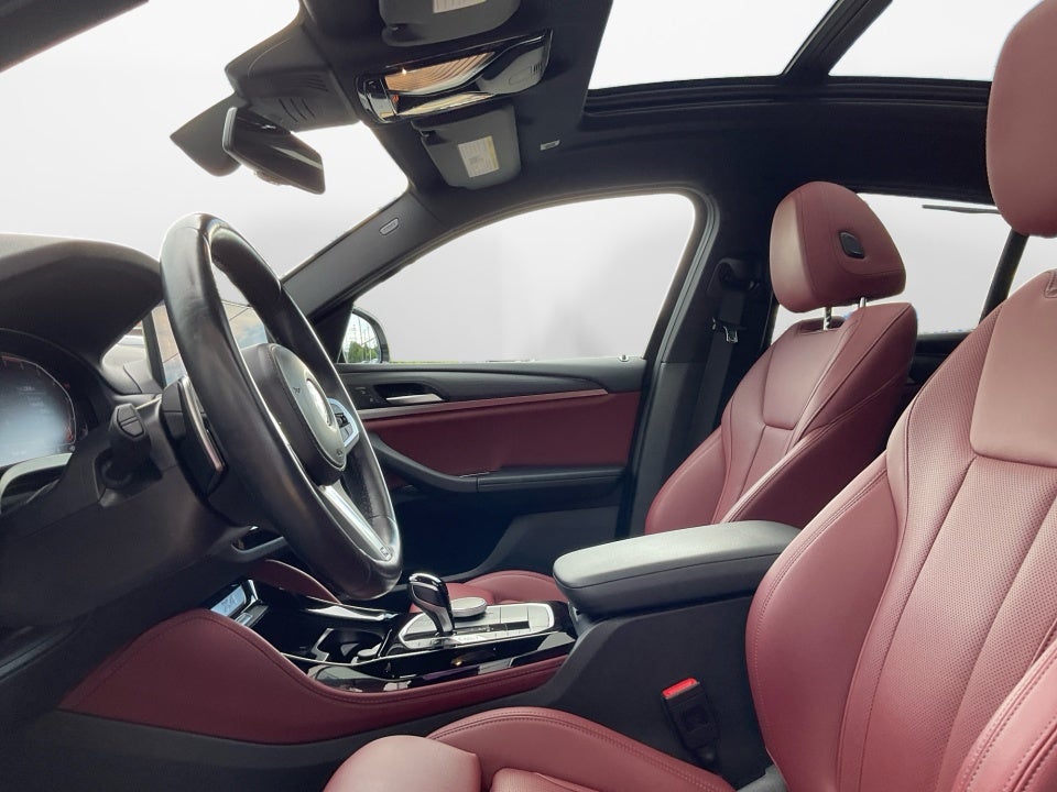 2023 BMW X4 xDrive30i