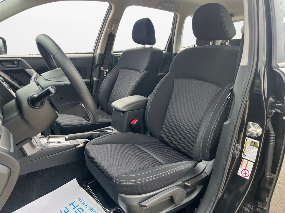 2018 Subaru Forester 2.5i (CVT)