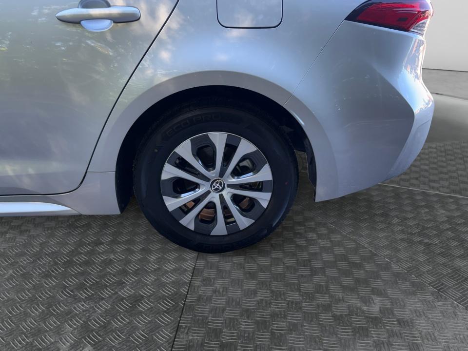 2021 Toyota Corolla Hybrid LE