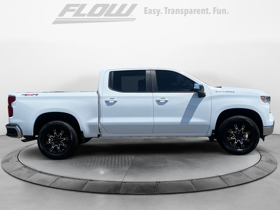 2022 Chevrolet Silverado 4WD Crew Cab Standard Bed LT