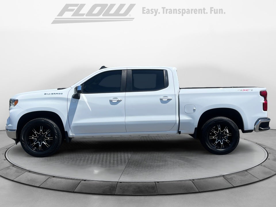 2022 Chevrolet Silverado 4WD Crew Cab Standard Bed LT